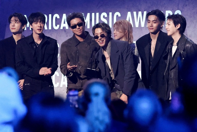 BTS 'càn quét' American Music Awards- Ảnh 1. BTS 'càn quét' American Music Awards- Ảnh 1.