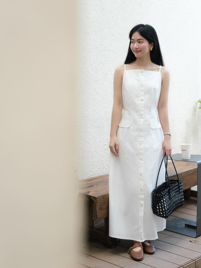 Phối đồ mùa hè thoải mái mà vẫn xinh cùng giày búp bê- Ảnh 8. Phối đồ mùa hè thoải mái mà vẫn xinh cùng giày búp bê- Ảnh 8.
