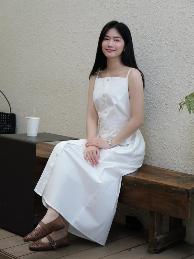 Phối đồ mùa hè thoải mái mà vẫn xinh cùng giày búp bê- Ảnh 9. Phối đồ mùa hè thoải mái mà vẫn xinh cùng giày búp bê- Ảnh 9.