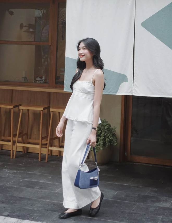 Phối đồ mùa hè thoải mái mà vẫn xinh cùng giày búp bê- Ảnh 4. Phối đồ mùa hè thoải mái mà vẫn xinh cùng giày búp bê- Ảnh 4.