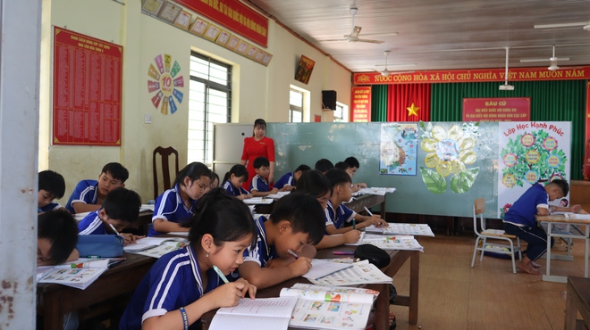 Bố trí 11,5 vốnsửa chữa, cải tạo trường học 'kêu cứu' trong vùng quy hoạch bô xít - Ảnh 8.