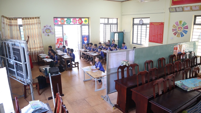 Bố trí 11,5 vốnsửa chữa, cải tạo trường học 'kêu cứu' trong vùng quy hoạch bô xít - Ảnh 7.