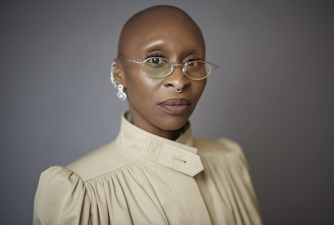 Sao phim 'Wicked' Cynthia Erivo đáp trả tin đồn 'rạn nứt' với Ariana Grande - Ảnh 6.