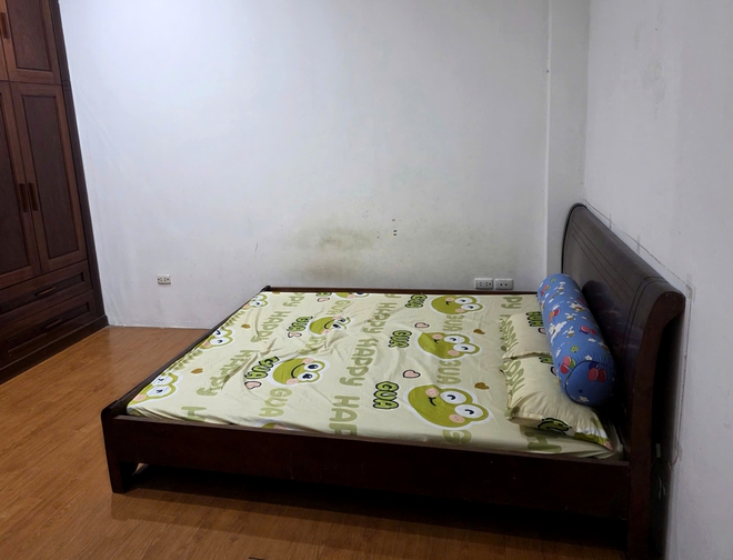 B&eacute; g&aacute;i 4 tuổi bị bạo h&agrave;nh 'kh&ocirc;ng c&ograve;n sự sống' khi xe cứu thương đến - Ảnh 4.