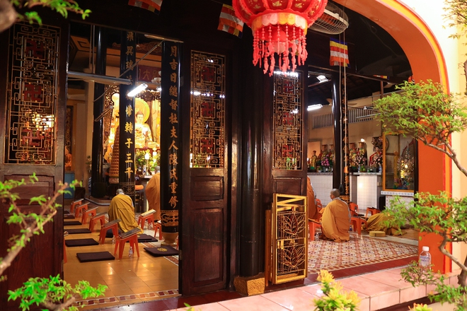 Chùa cổ hơn 200 năm ở TP.HCM: Vua Thành Thái ban sắc, gắn đại gia 'nhì Phương'- Ảnh 7. Chùa cổ hơn 200 năm ở TP.HCM: Vua Thành Thái ban sắc, gắn đại gia 'nhì Phương'- Ảnh 7.
