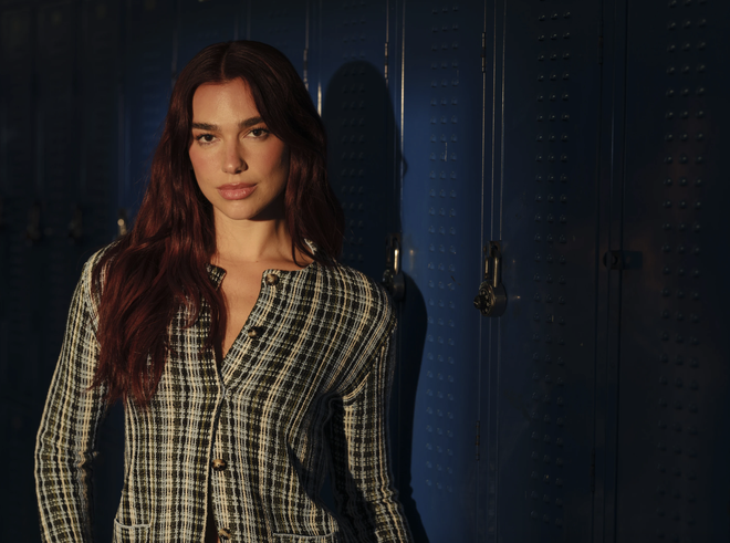 Dua Lipa tổ chức đám cưới bí mật với tài tử sắp thủ vai James Bond - Ảnh 3.