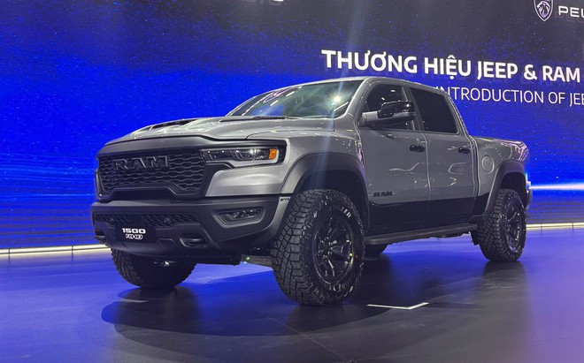 THACO chốt giá Jeep Wrangler dưới 3 tỉ, rẻ hơn nhiều so với nhà phân phối cũ - Ảnh 8.