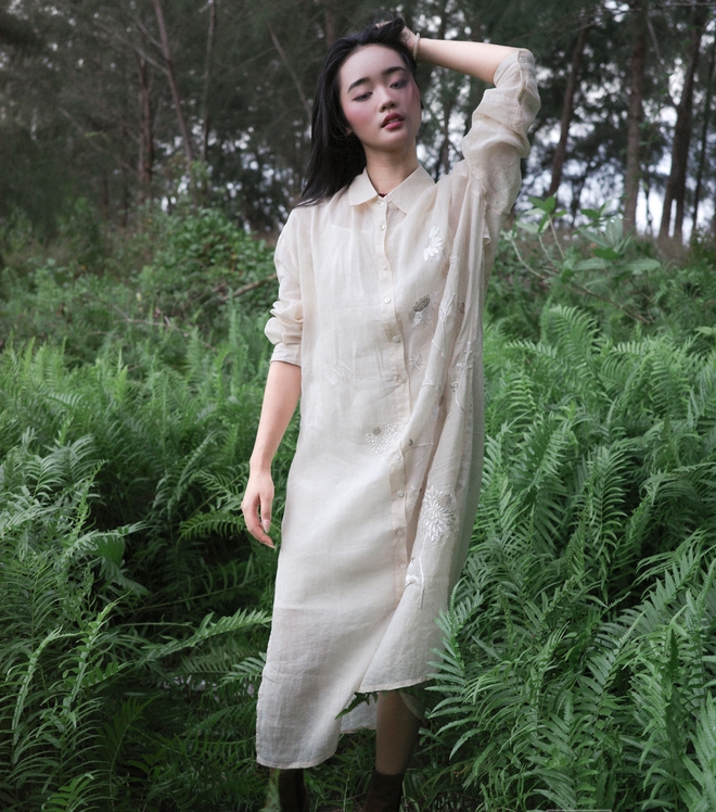 Những cách phối đồ sang xịn với trang phục linen cho nàng công sở- Ảnh 3. Những cách phối đồ sang xịn với trang phục linen cho nàng công sở- Ảnh 3.