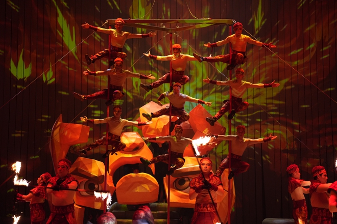 'Mơ show' mở màn hoành tráng, mãn nhãn tại rạp xiếc 'nghìn tỉ' mới của TP.HCM - Ảnh 13.