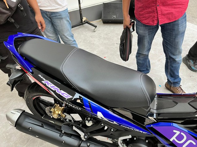 Yamaha MX King 150 'song sinh' với Exciter có phiên bản giới hạn 2.000 chiếc - Ảnh 5.