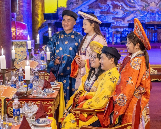 Đ&aacute;nh thức ho&agrave;ng cung huyền ảo- Ảnh 5.