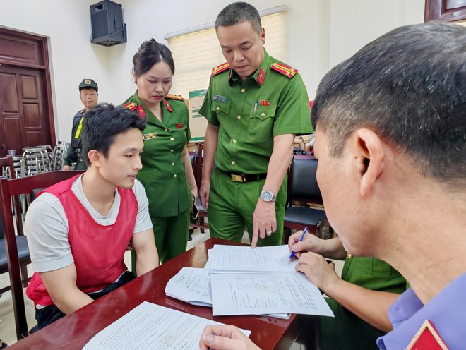 Thủ đoạn chiếm đoạt hơn 181 tỉ đồng từ các 'hợp đồng kỳ nghỉ'- Ảnh 6. Thủ đoạn chiếm đoạt hơn 181 tỉ đồng từ các 'hợp đồng kỳ nghỉ'- Ảnh 6.