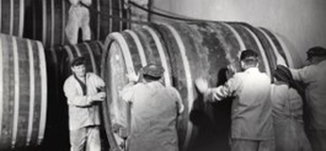 Carlsberg Smooth nâng tầm cuộc vui bằng vị bia êm mượt- Ảnh 3. Carlsberg Smooth nâng tầm cuộc vui bằng vị bia êm mượt- Ảnh 3.