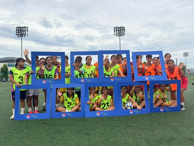 VFF khai mạc vòng 2 FIFA-TDS, 55 tài năng nhí bóng đá nữ tranh tài- Ảnh 2. VFF khai mạc vòng 2 FIFA-TDS, 55 tài năng nhí bóng đá nữ tranh tài- Ảnh 2.