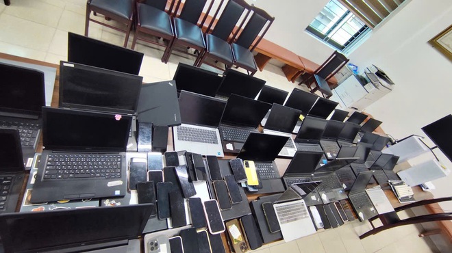 Bắt giám đốc quảng cáo cho hàng chục web cờ bạc, thu lợi gần 4 tỉ đồng- Ảnh 4. Bắt giám đốc quảng cáo cho hàng chục web cờ bạc, thu lợi gần 4 tỉ đồng- Ảnh 4.