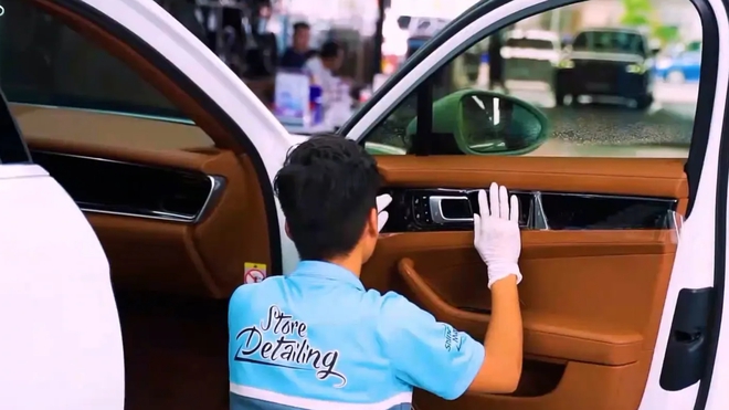 Nghề 'l&agrave;m đẹp' si&ecirc;u xe tiền tỉ: Một vết xước đ&aacute;nh đổi bằng cả gia t&agrave;i - Ảnh 6.