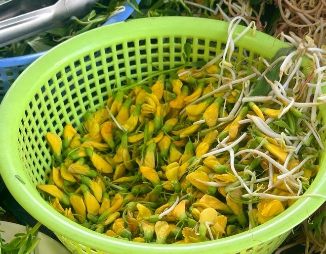 Ăn b&uacute;n c&aacute; Ch&acirc;u Đốc nổi tiếng trung t&acirc;m TP.HCM, t&igrave;m giai thoại 'ng&agrave;y xửa ng&agrave;y xưa' - Ảnh 7.