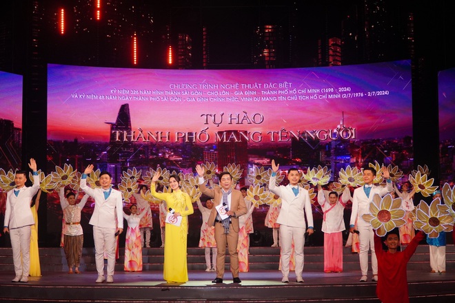 MC Phương Thảo, ‘người kể chuyện’ của thành phố- Ảnh 4.