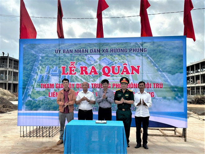 Dựng trường dưới nắng gi&oacute; bi&ecirc;n cương Quảng Trị- Ảnh 11.