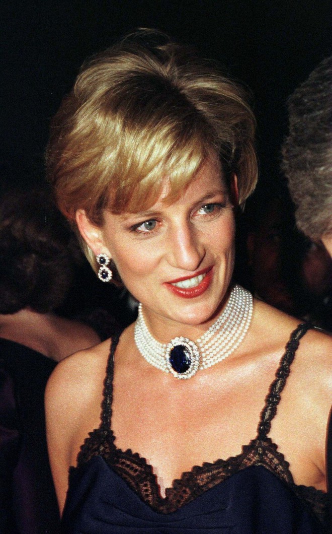 Sự thật về cuộc gặp gỡ bí mật giữa Công nương Diana và John F. Kennedy Jr.- Ảnh 2. Sự thật về cuộc gặp gỡ bí mật giữa Công nương Diana và John F. Kennedy Jr.- Ảnh 2.
