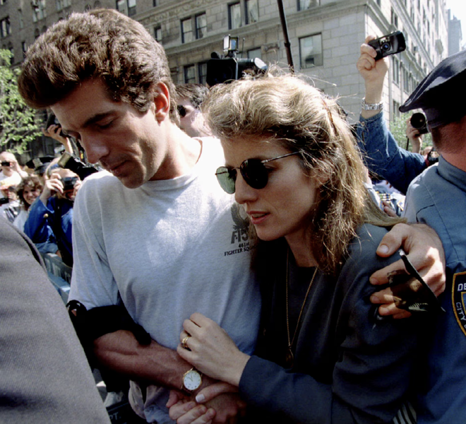 Sự thật về cuộc gặp gỡ bí mật giữa Công nương Diana và John F. Kennedy Jr.- Ảnh 4. Sự thật về cuộc gặp gỡ bí mật giữa Công nương Diana và John F. Kennedy Jr.- Ảnh 4.