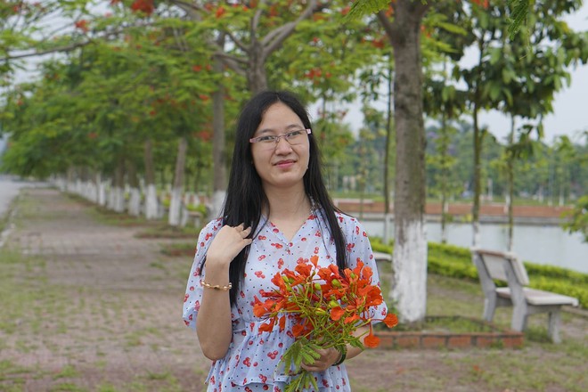 Thầy gieo chữ ở đảo tiền ti&ecirc;u, tr&ograve; khiếm thị viết b&aacute;o gi&uacute;p người- Ảnh 5.
