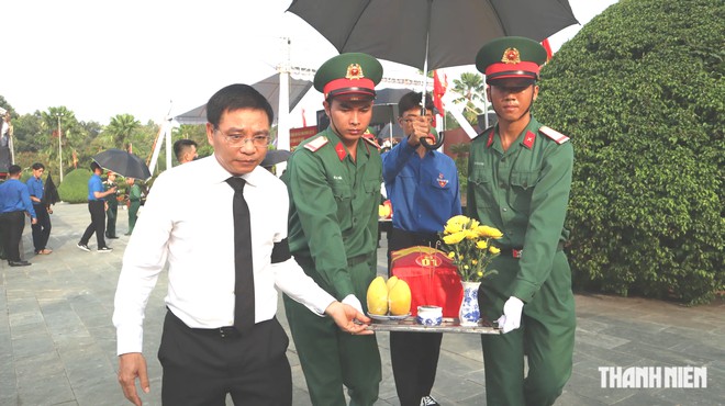 Đồng Nai: Trang trọng lễ truy điệu, an t&aacute;ng 63 h&agrave;i cốt liệt sĩ- Ảnh 8.