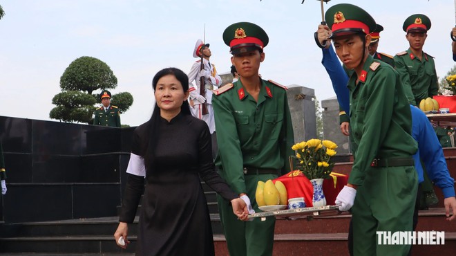 Đồng Nai: Trang trọng lễ truy điệu, an t&aacute;ng 63 h&agrave;i cốt liệt sĩ- Ảnh 10.