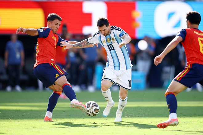 Thống kê tấn công cực tệ khiến Argentina thua Tây Ban Nha, Messi được chấm mấy điểm?- Ảnh 2.