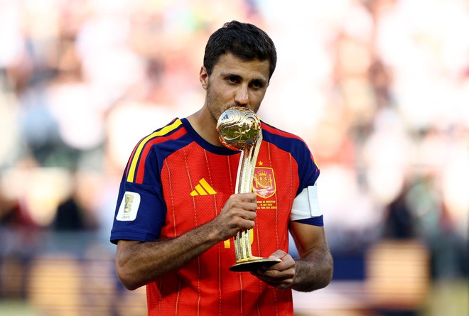 Rodri vượt Messi giành Quả bóng vàng World Cup 2026, lập kỷ lục vô tiền khoáng hậu- Ảnh 3.