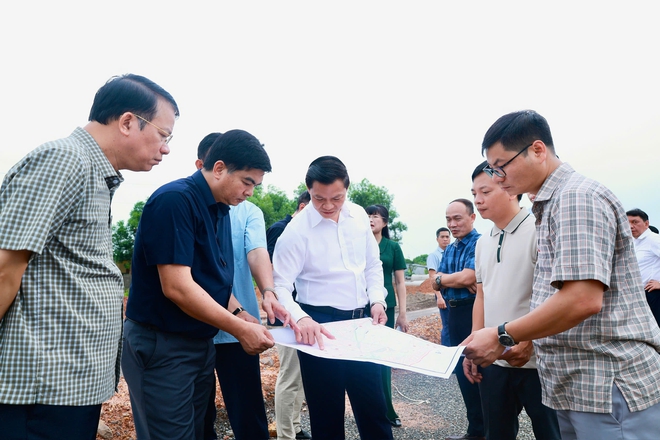Chủ tịch VFF và Chủ tịch tỉnh Thái Nguyên đồng chủ trì cuộc họp quan trọng về thành lập CLB chuyên nghiệp- Ảnh 3.