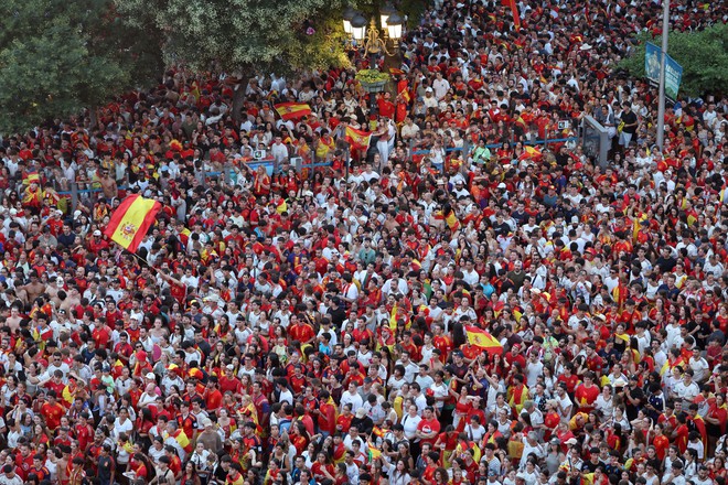 Hơn 2 triệu người đón nhà vô địch Tây Ban Nha: Yamal, Rodri khiến Madrid bùng nổ- Ảnh 11.