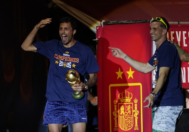 Hơn 2 triệu người đón nhà vô địch Tây Ban Nha: Yamal, Rodri khiến Madrid bùng nổ- Ảnh 17.