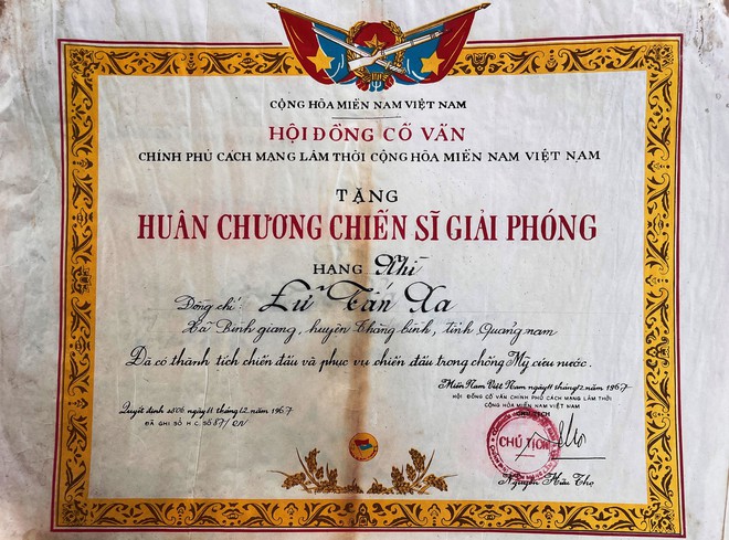 Người l&iacute;nh mang đ&aacute; trong &aacute;o để được ra trận,đến những trận đ&aacute;nh 'xuất quỷ nhập thần' - Ảnh 4.