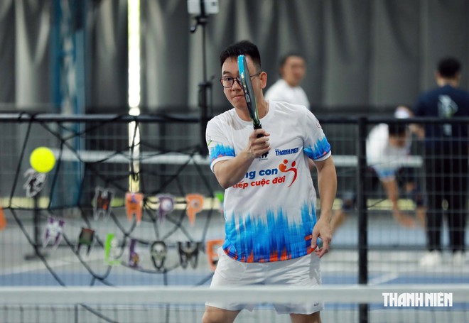 Gi&uacute;p trẻ mồ c&ocirc;i qua giải pickleball &lsquo;C&ugrave;ng con đi tiếp cuộc đời&rsquo;- Ảnh 2.