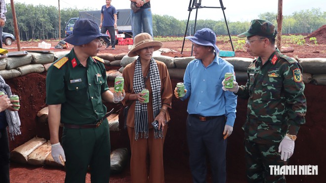 Nghĩa t&igrave;nh qu&acirc;n d&acirc;n nơi t&igrave;m kiếm, quy tập h&agrave;i cốt liệt sĩ ở x&atilde; Minh Đức- Ảnh 5.