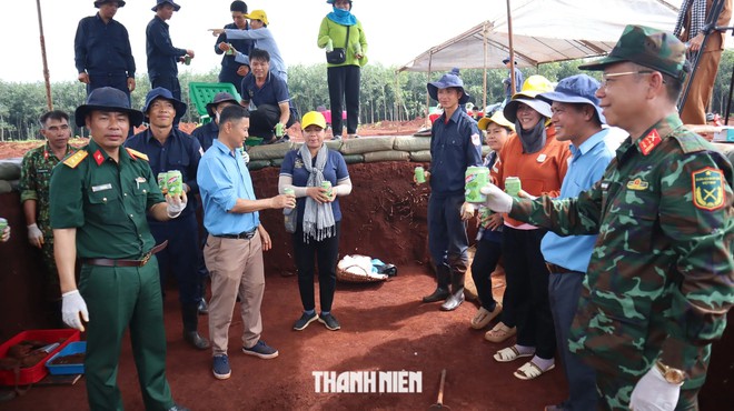 Nghĩa tình quân dân nơi tìm kiếm, quy tập hài cốt liệt sĩ ở xã Minh Đức- Ảnh 7.