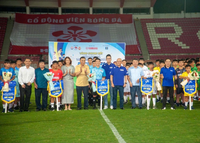 VCK giải b&oacute;ng đ&aacute; U.13 to&agrave;n quốc Yamaha Cup 2026 ch&iacute;nh thức khai m&agrave;n- Ảnh 2.
