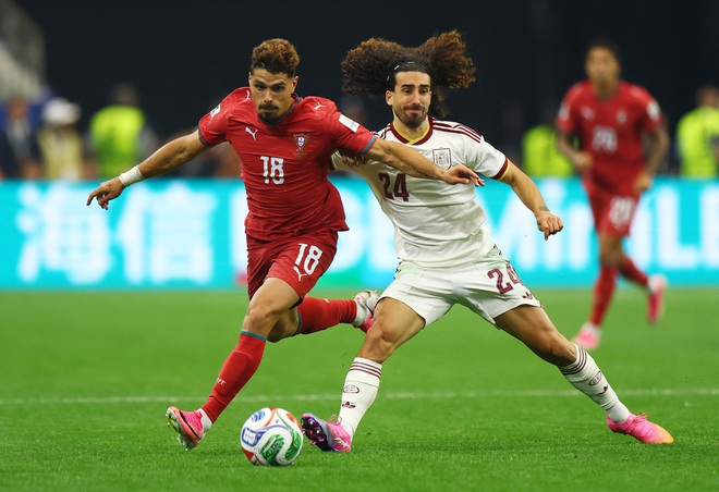 &lsquo;Tiễn&rsquo; Bồ Đ&agrave;o Nha v&agrave; Ronaldo về nước, T&acirc;y Ban Nha lập kỷ lục ở World Cup- Ảnh 1.