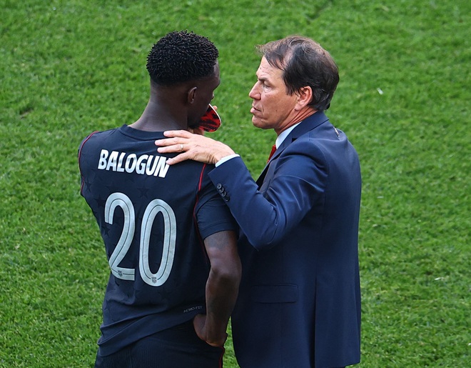 HLV Pochettino thừa nhận Mỹ thua trận 'tệ hại', Balogun l&agrave;m điều bất ngờ với HLV Bỉ- Ảnh 7.