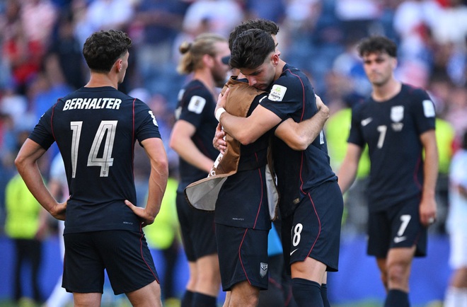 HLV Pochettino thừa nhận Mỹ thua trận 'tệ hại', Balogun l&agrave;m điều bất ngờ với HLV Bỉ- Ảnh 4.