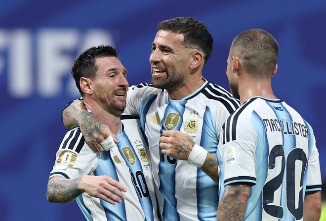 Messi hạnh phúc vô bờ khi Argentina vào tứ kết bằng cách không thể kịch tính hơn: 'Thật nhẹ nhõm'- Ảnh 3.
