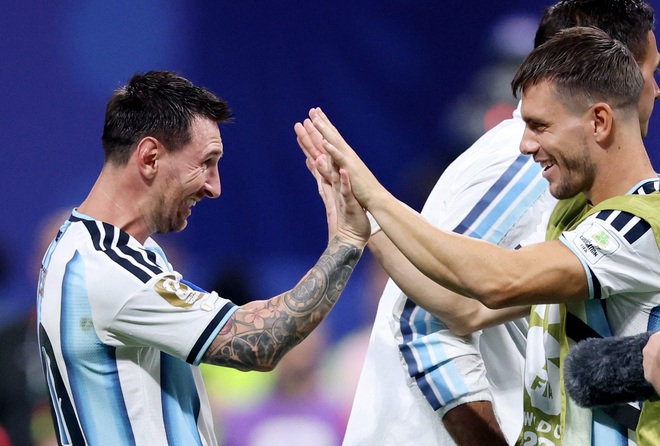 Messi hạnh phúc vô bờ khi Argentina vào tứ kết bằng cách không thể kịch tính hơn: 'Thật nhẹ nhõm'- Ảnh 1.
