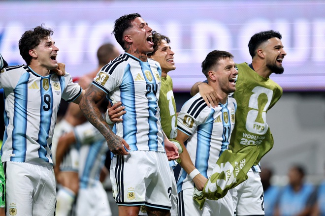 Báo Argentina: 'Phép màu Messi giúp chúng ta thắng ngoạn mục Ai Cập, thách thức cả logic'- Ảnh 1.