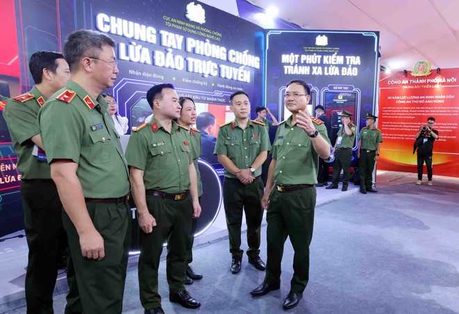 Thượng tướng Phạm Thế T&ugrave;ng: Lực lượng an ninh nh&acirc;n d&acirc;n l&agrave; 'l&aacute; chắn th&eacute;p' bảo vệ Tổ quốc- Ảnh 1.