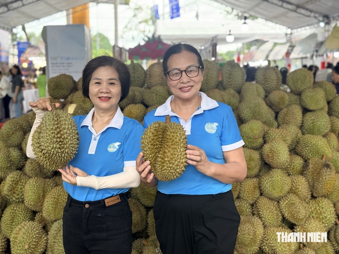 Gian hàng đặc biệt ở lễ hội trái cây gần sân bay Tân Sơn Nhất - Ảnh 6.