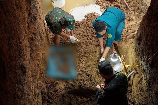 TP.HCM quy tập 13 h&agrave;i cốt liệt sĩ tại 2 địa điểm trong một ng&agrave;y - Ảnh 2.
