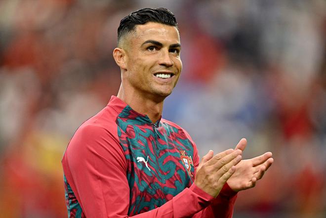 Rộ th&ocirc;ng tin Ronaldo v&agrave; bạn g&aacute;i sắp kết h&ocirc;n, địa điểm c&ugrave;ng d&agrave;n kh&aacute;ch mời đặc biệt- Ảnh 2.