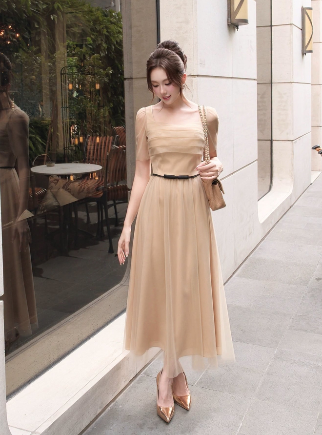 Mặc đẹp chuẩn 'gu' đường phố với gam màu trung tính mới- Ảnh 8.