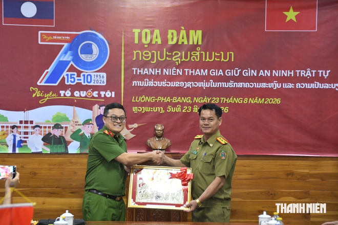Thanh niên Việt – Lào chia sẻ cách hiệu quả trong giữ gìn an ninh, trật tự - Ảnh 8.